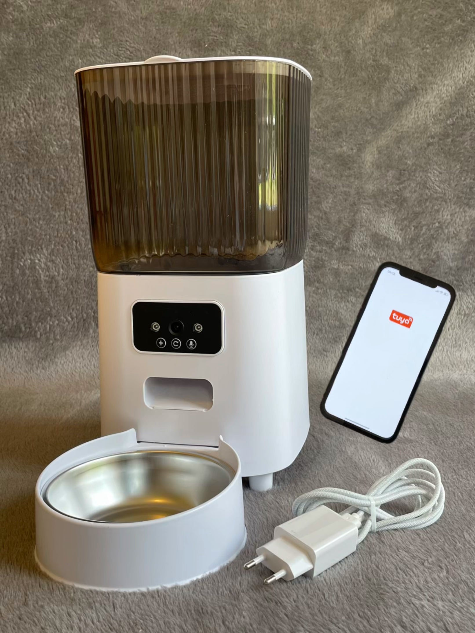 Futterautomat App-Ansicht und Steuerung