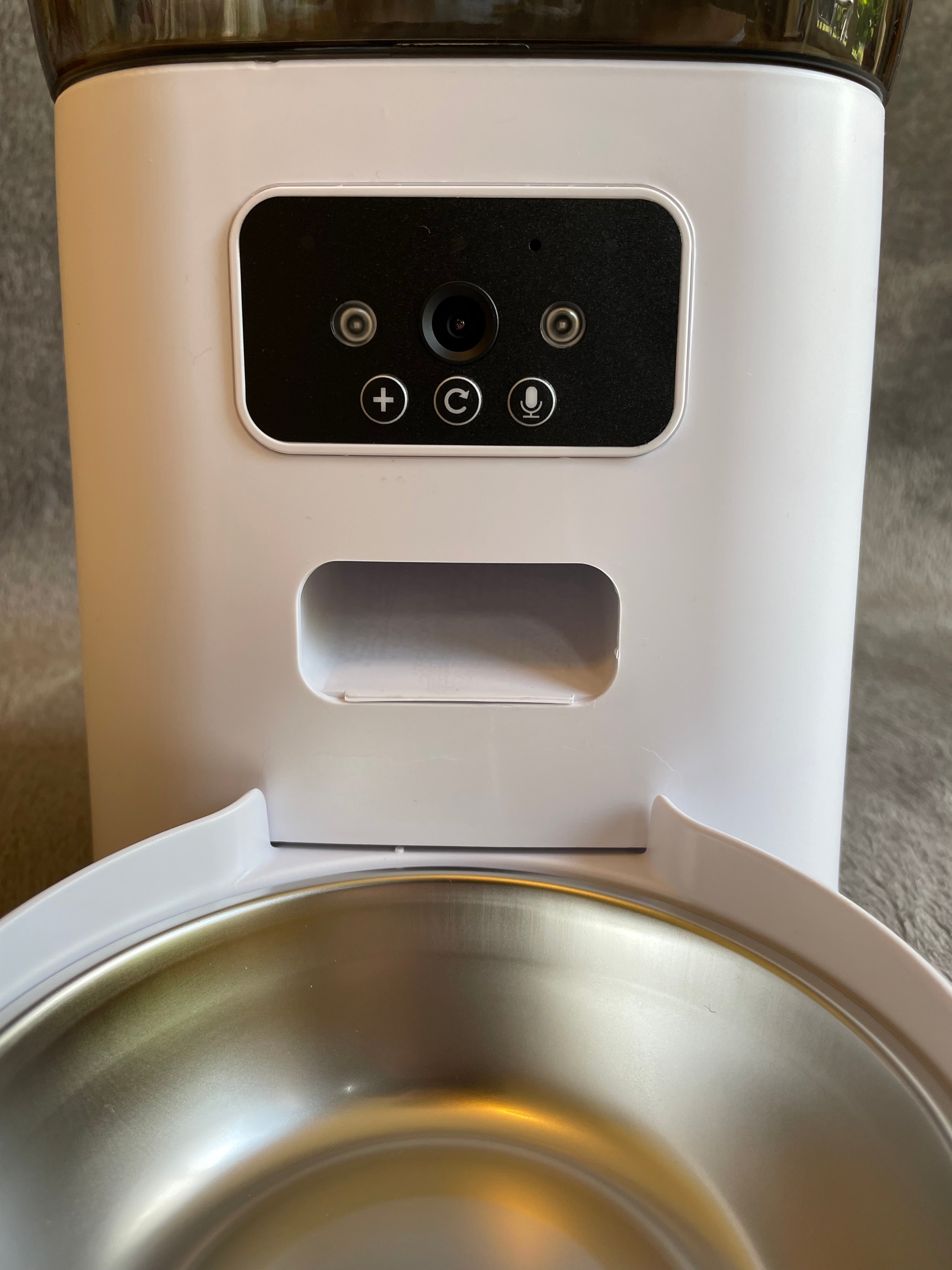 Automatischer Futterspender Katzen mit integrierter Kamera