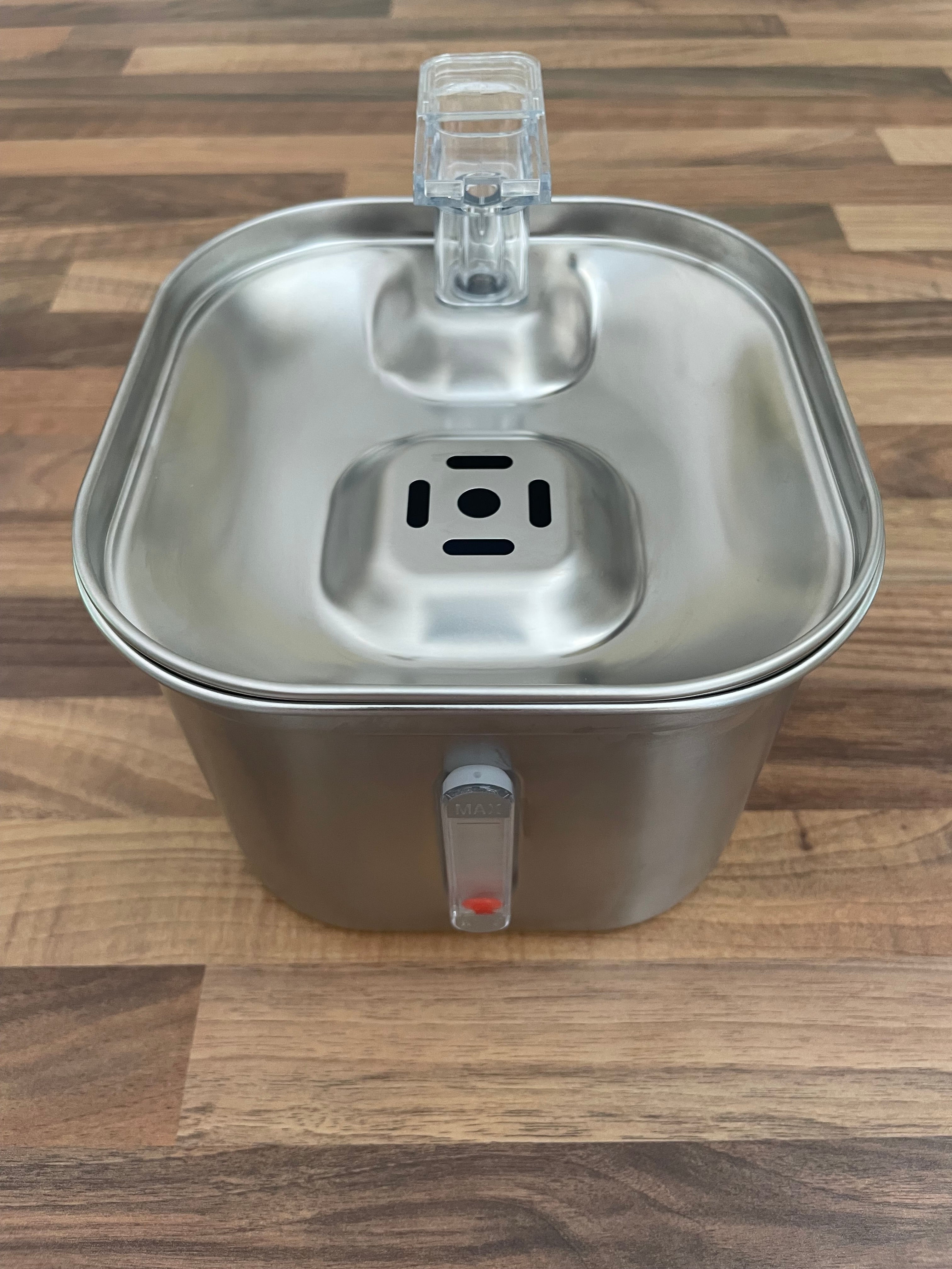 Trinkbrunnen für Katzen aus rostfreiem Edelstahl